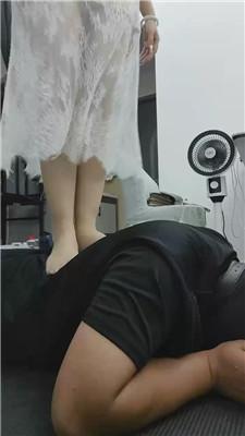 074441f3eo073wg030urjr.jpg