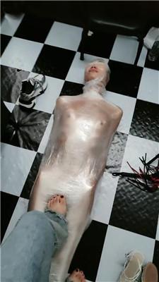 232933oi5nmwwxnseuhiec.jpg