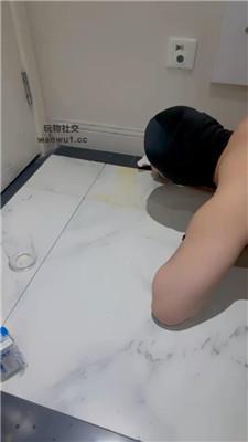 052208yfa45e43e0y8oe04.jpg