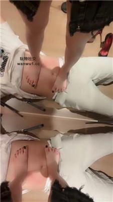 233813whz9909h9j68h6j6.jpg