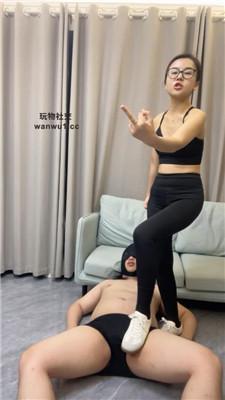 055508l128275np1p0nc4z.jpg