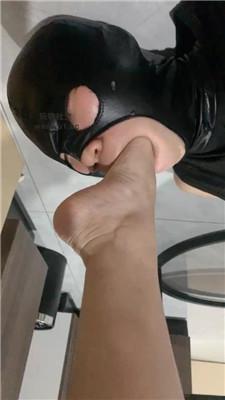 053224pi6kwnhnhuzn7hy4.jpg