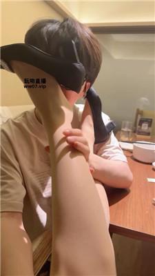 121044cla43l50tz6zvttg.jpg