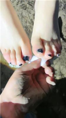 144921xbquilig6b19t93n.jpg