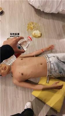121016khszy93d96xdpp2q.jpg