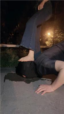 123222nkds8gzsklkkblvn.jpg