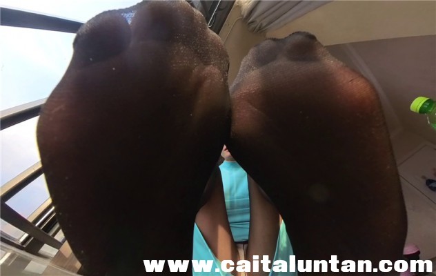 163606tvqoxiddwqa8vc1c.jpg